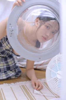 19岁女RAPPER潮水欢迎